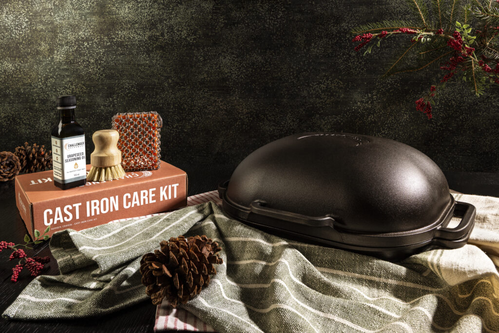 Challenger Bread Pan® + Cast Iron Care Kit Holiday Bundle